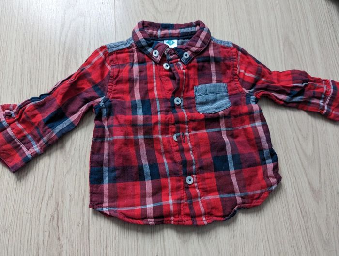 Chemise à carreaux