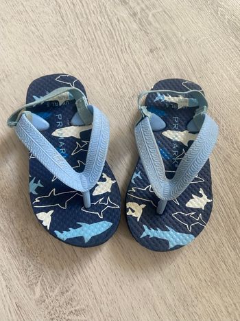 Claquettes plage T22