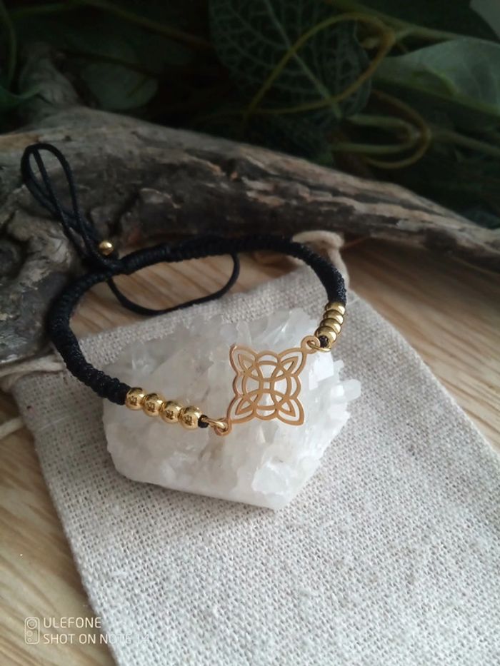 Bracelet noir noeud de sorcière doré en acier inoxydable - photo numéro 2