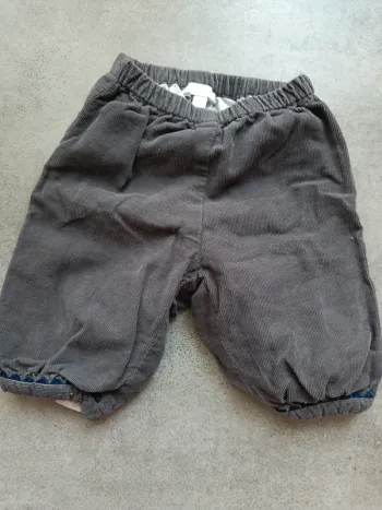Pantalon velours gris intérieur fleurs roses Jacadi Paris 3 mois