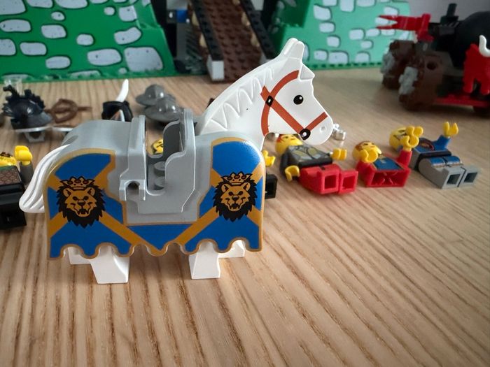 Lego 6091 - le château du roi Léo - photo numéro 5