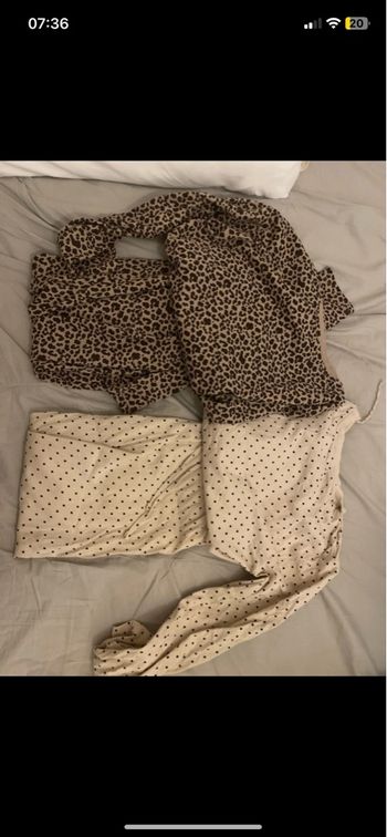 Lot de deux pyjamas neuf 