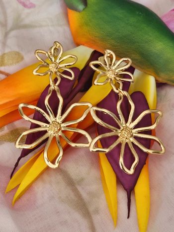 Boucles d oreilles pendantes doubles fleurs en acier inoxydable