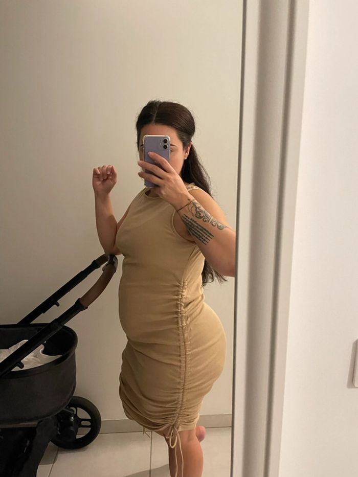 Robe grossesse nude - photo numéro 5