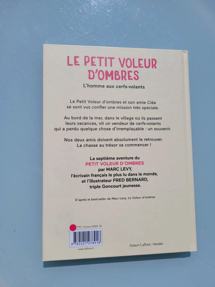 Le Petit Voleur d'ombres 🪁 L'homme aux cerf-volants 🪁 Marc Levy - photo numéro 7