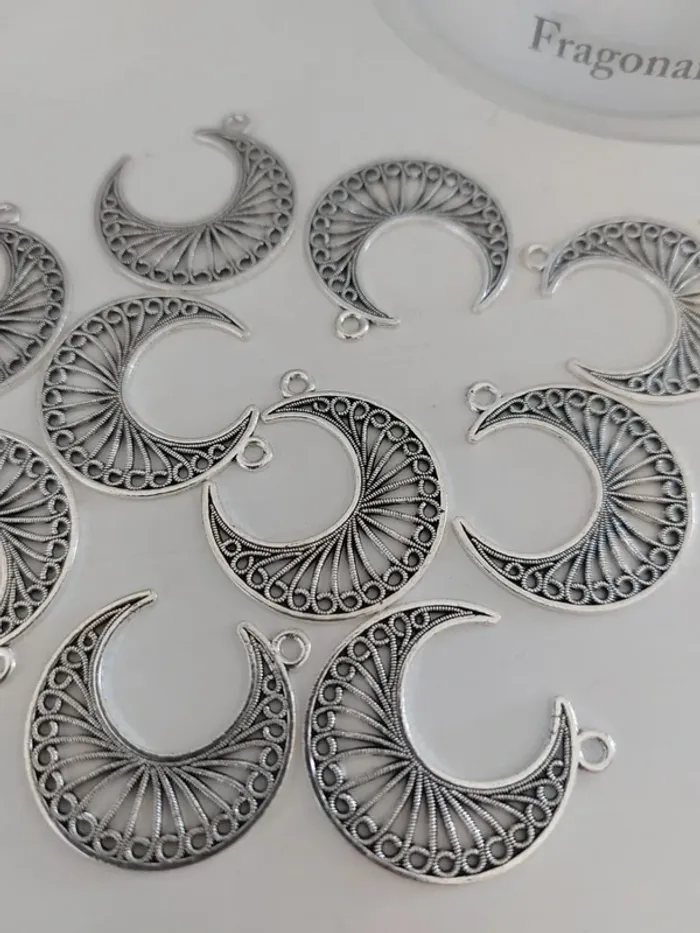 Lot de 10 pendentif demi-lune 3 cm - photo numéro 2