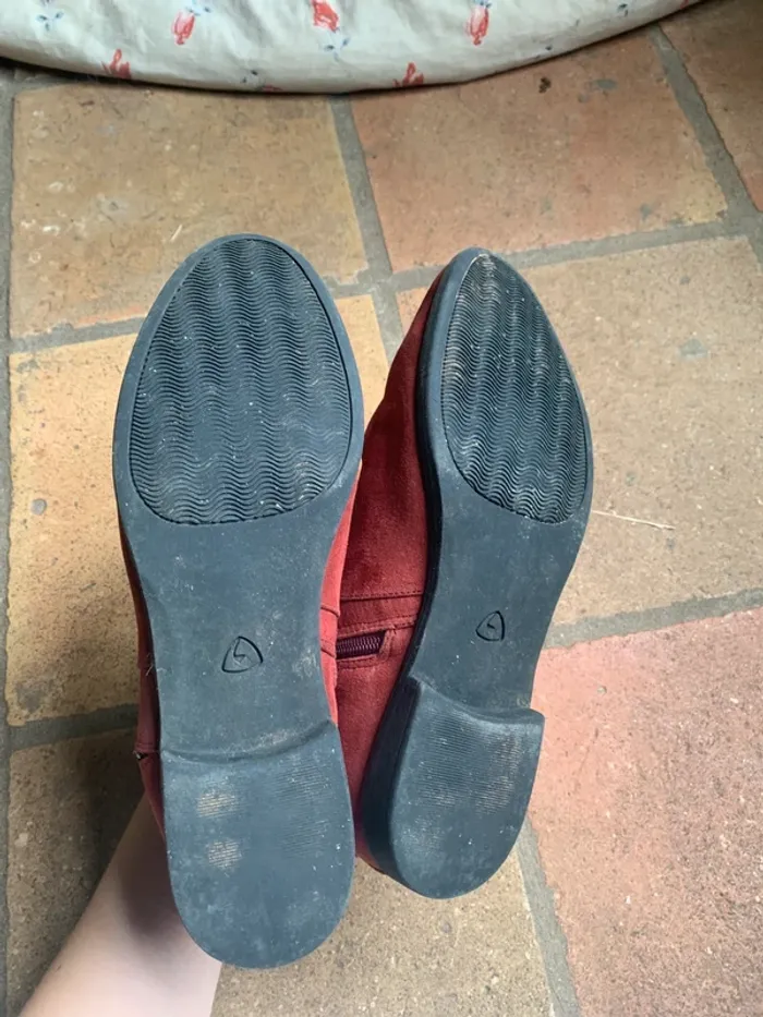 Bottines en daim rouge - photo numéro 5