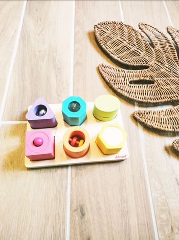 🖐️ Jeu 3 en 1 puzzle avec formes sensorielles en bois marque Janod