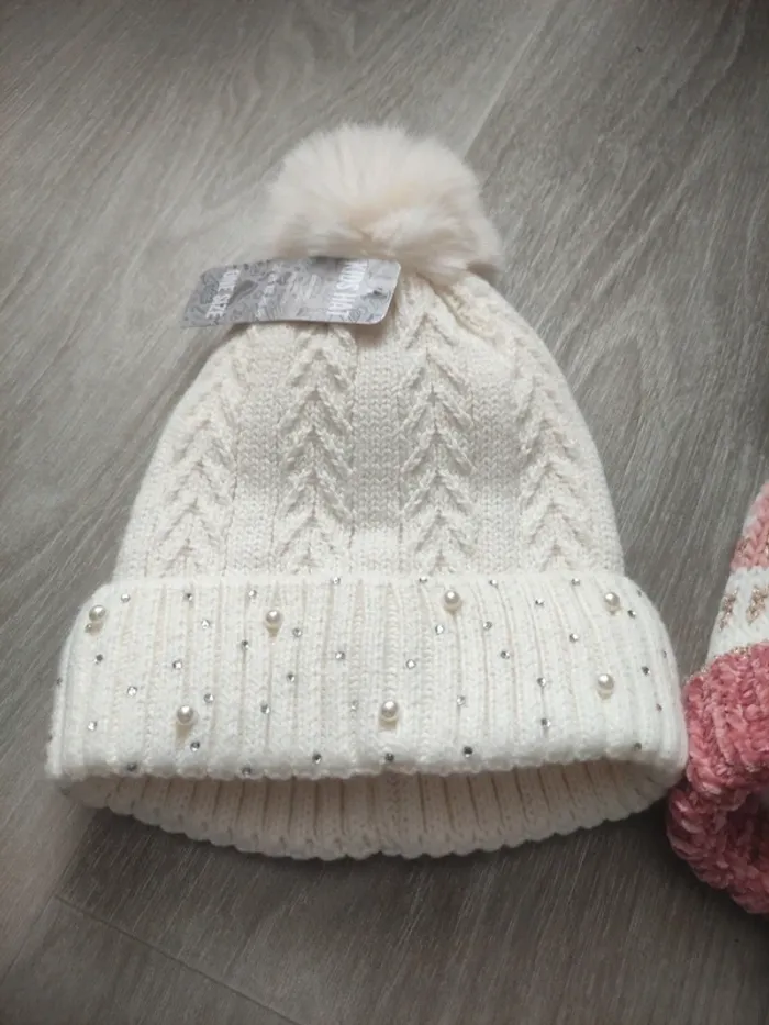 Lot de deux bonnets enfants fille neuf avec étiquette taille unique - photo numéro 2