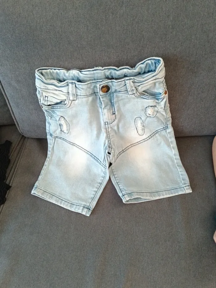 Short garçon en jean