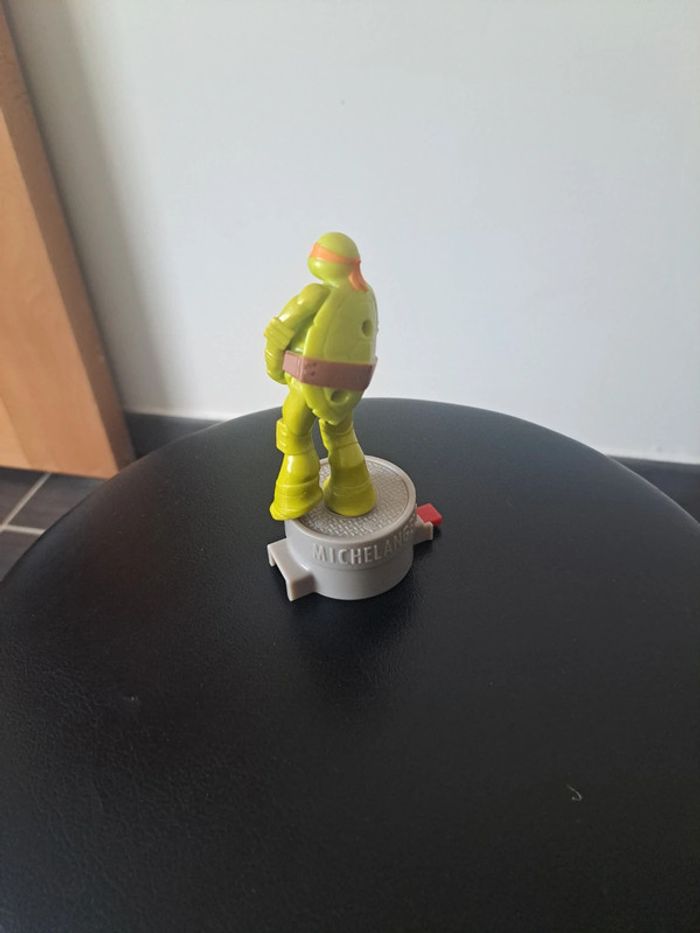 Figurine Tortue Ninja Michelangelo - photo numéro 3