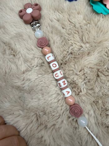 Attache tétine personalisee 