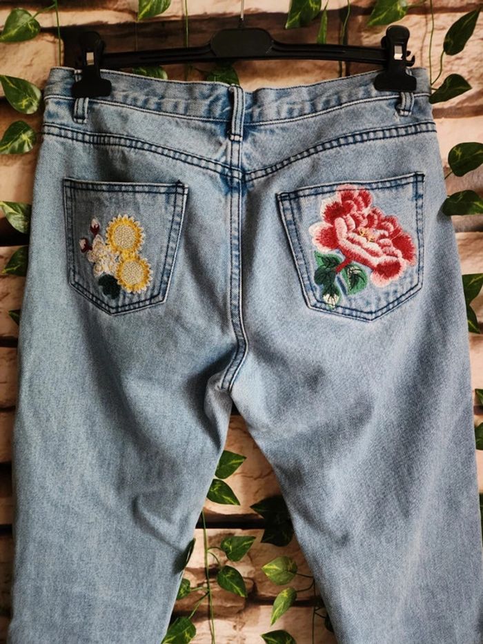 🌸Jeans Fleurie Taille 38🌸 - photo numéro 4