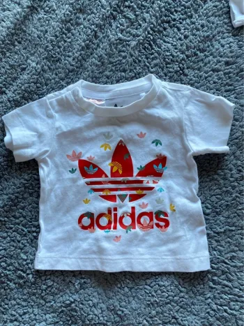T shirt adidas