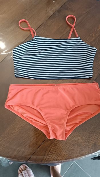 Maillot de bain 12/14 ans