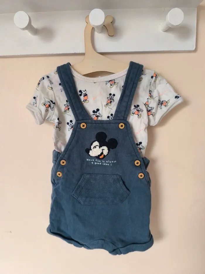 Ensemble Mickey