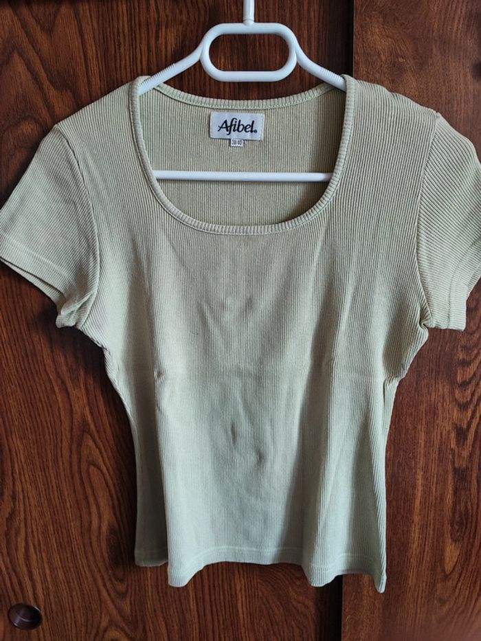 T shirt manche courte taille 38/40 - photo numéro 2