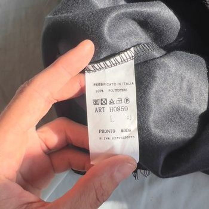 Jupe en simili cuir noir avec dentelle et ceinture - photo numéro 3