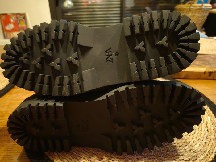 Bottes Zara neuves - photo numéro 5