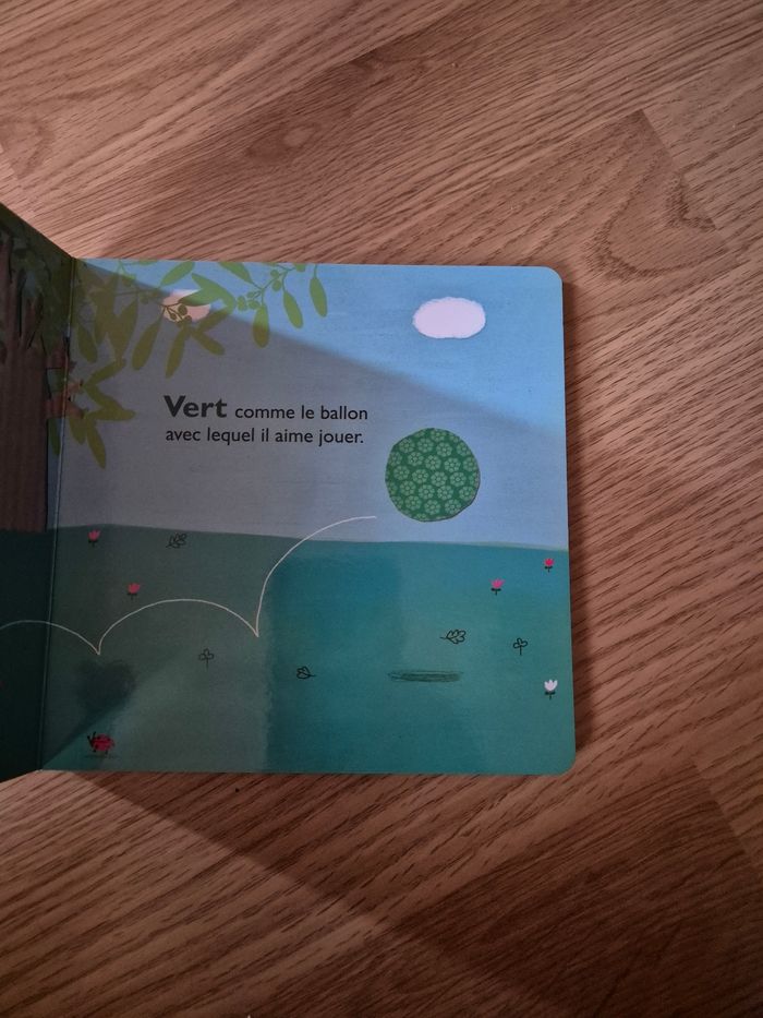 Livre pour enfant en très bon état - photo numéro 2
