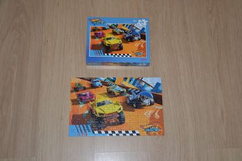 Puzzle Hot Wheels – 99 pièces *Clementoni*