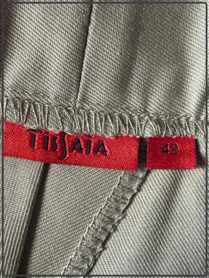Short taille élastique taille 42 marque tissaia - photo numéro 4
