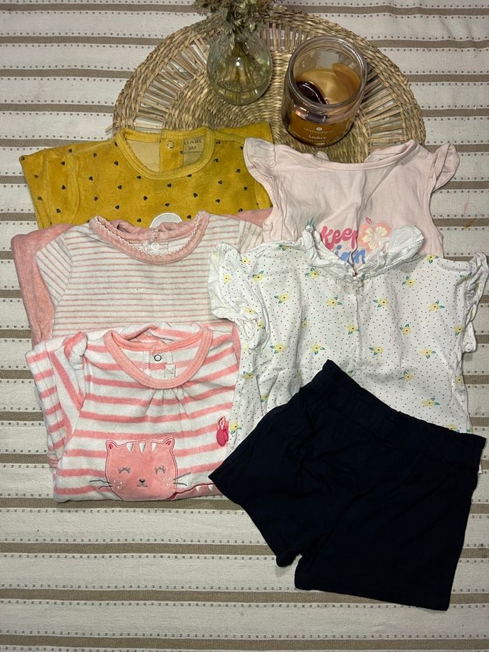 Lot vêtements 9 mois - photo numéro 1