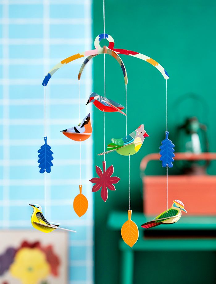 Garden birds mobile pour lit bébé