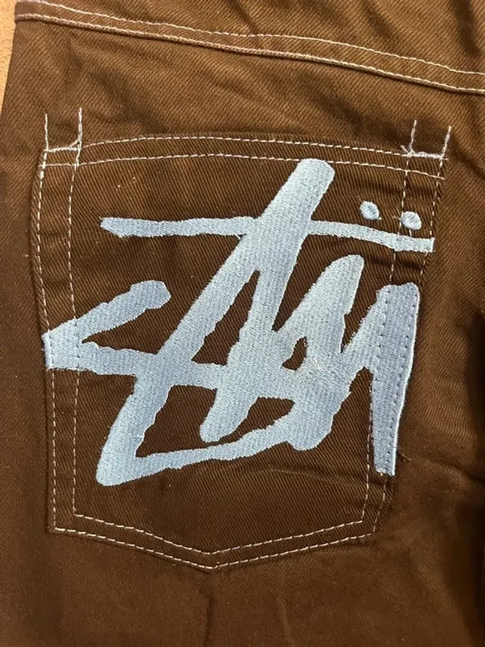 Short/Jort Stussy Black Embroidered Blue Lagoon Big Logo Back – Taille S - photo numéro 2