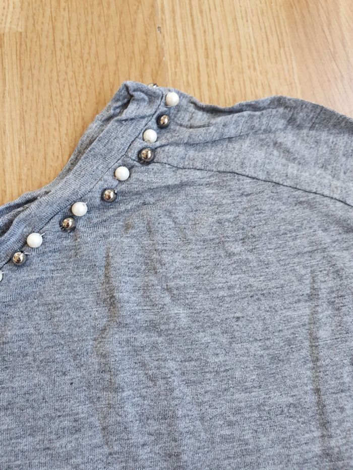 Tee shirt gris a perles Pimkie - photo numéro 2