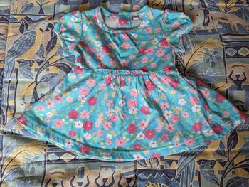ROBE A FLEURS -T. 6 MOIS