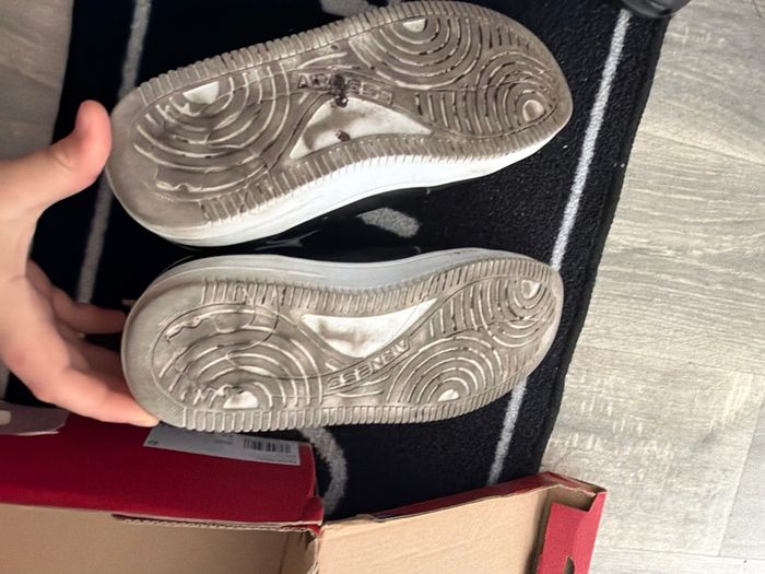 Chaussures puma taille 40 - photo numéro 2