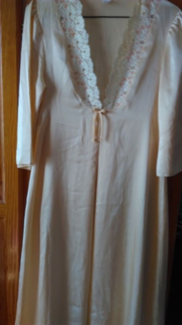 Peignoir