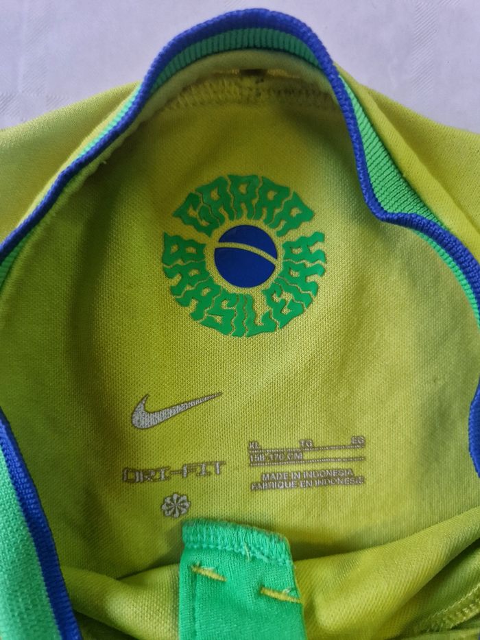 Maillot / tee-shirt garçon  , football  , Brasil  , taille 14 ans - photo numéro 10