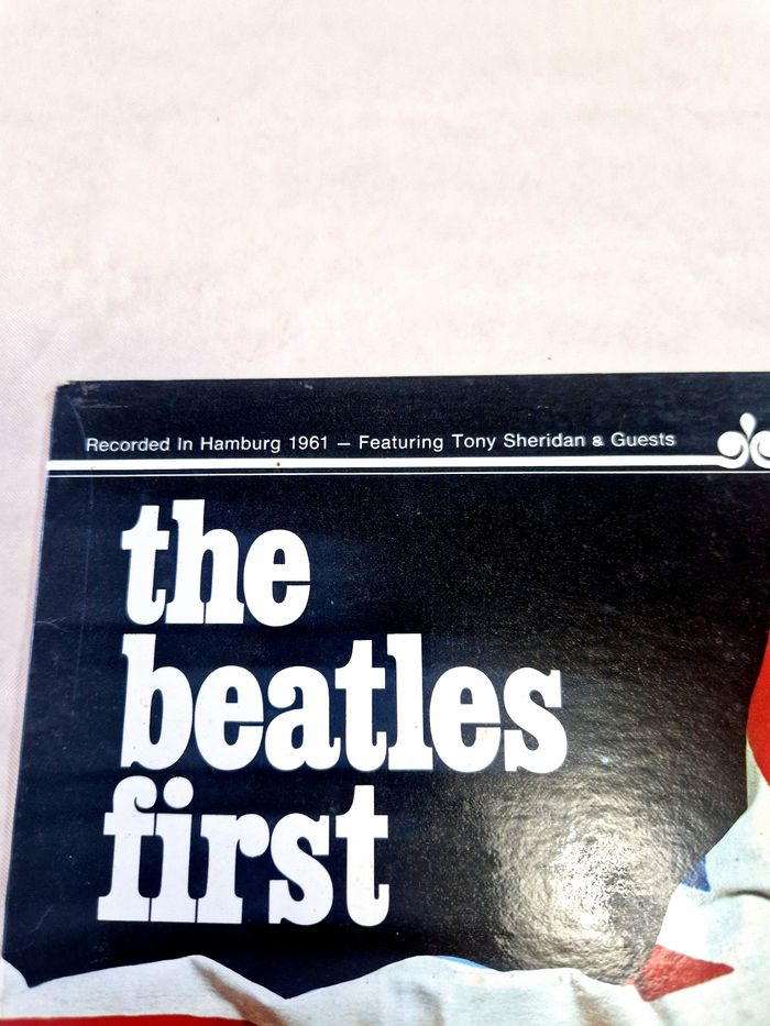 Vinyle33t , the Beatles  , the Beatles first 1961 - photo numéro 5