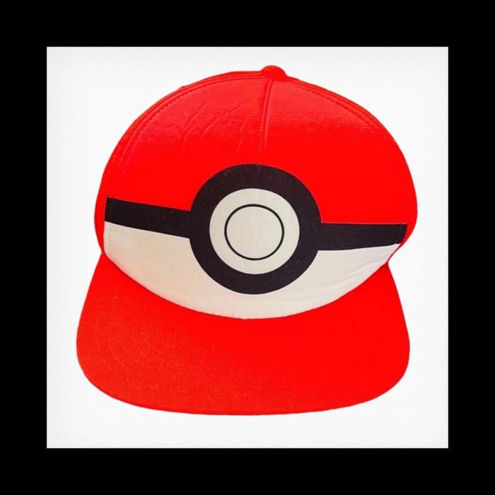 NEUF Casquette officielle Pokémon Pokeball