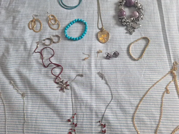 Lot bijoux diverses - photo numéro 3