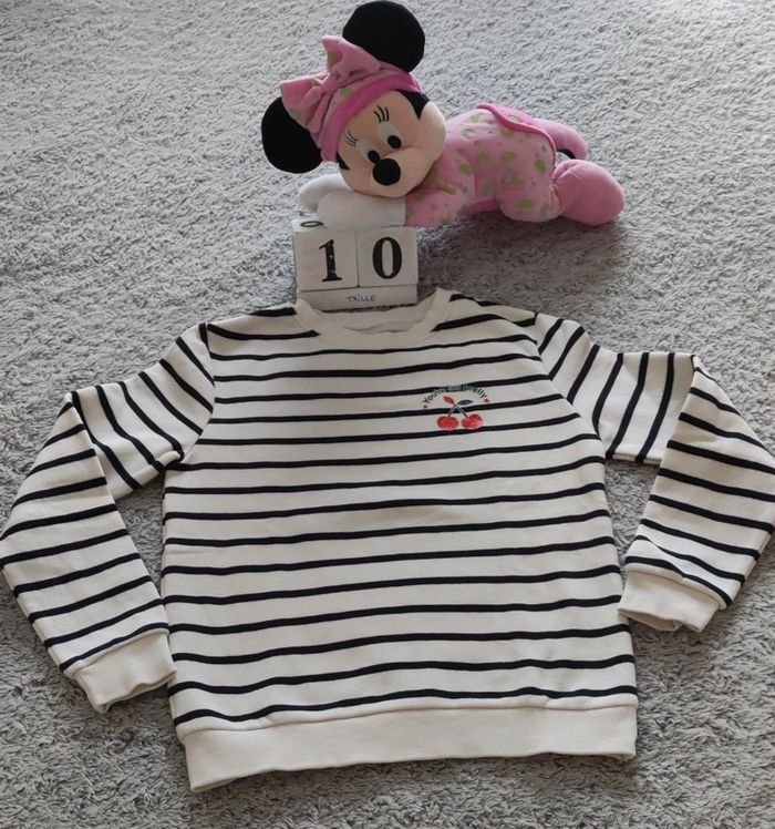 Sweats et pulls T:10ans. - photo numéro 2