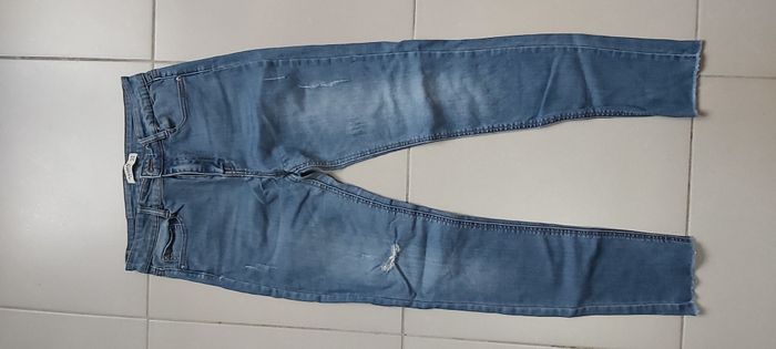 Jeans troué 40