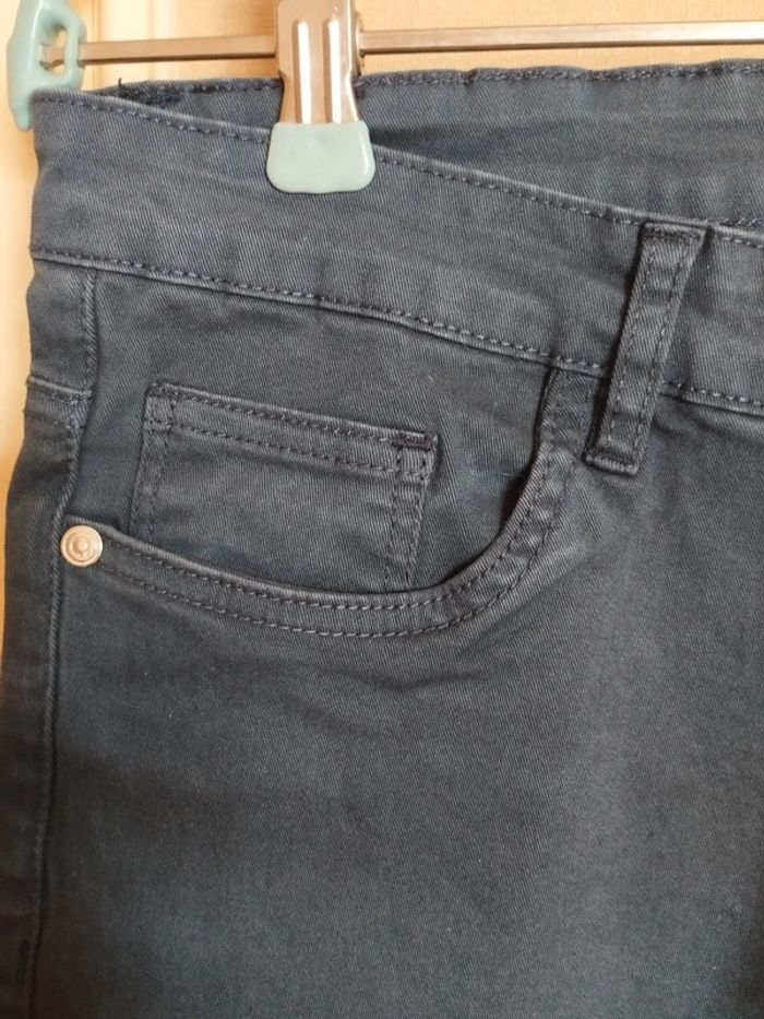 Pantalon jeans . Skinny .Marque jessi. - photo numéro 3