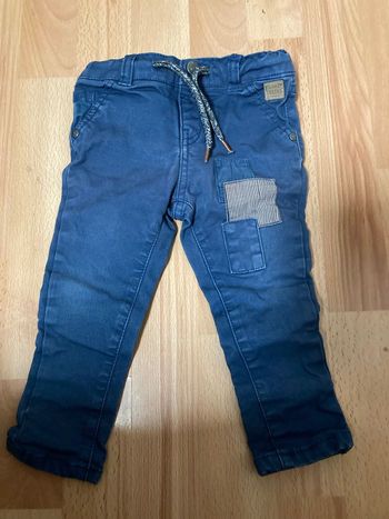 Pantalon bleu bébé
