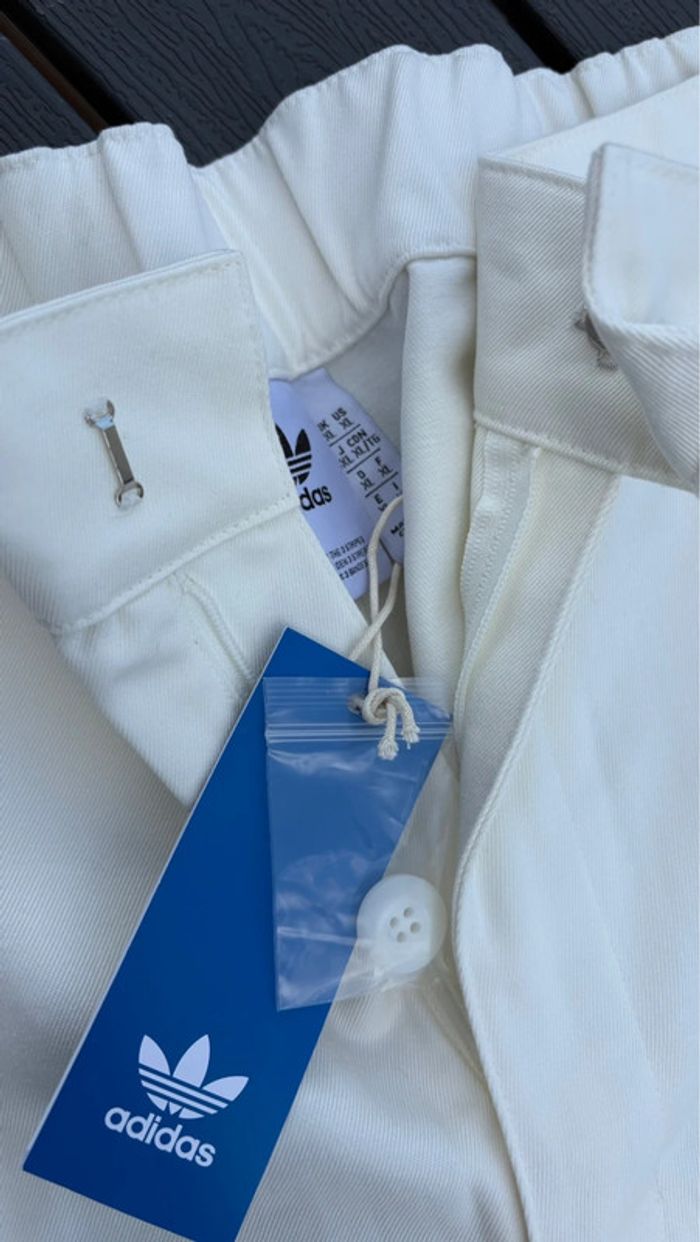Short bermuda en jean Adidas blanc et  vert homme taille XL - photo numéro 3