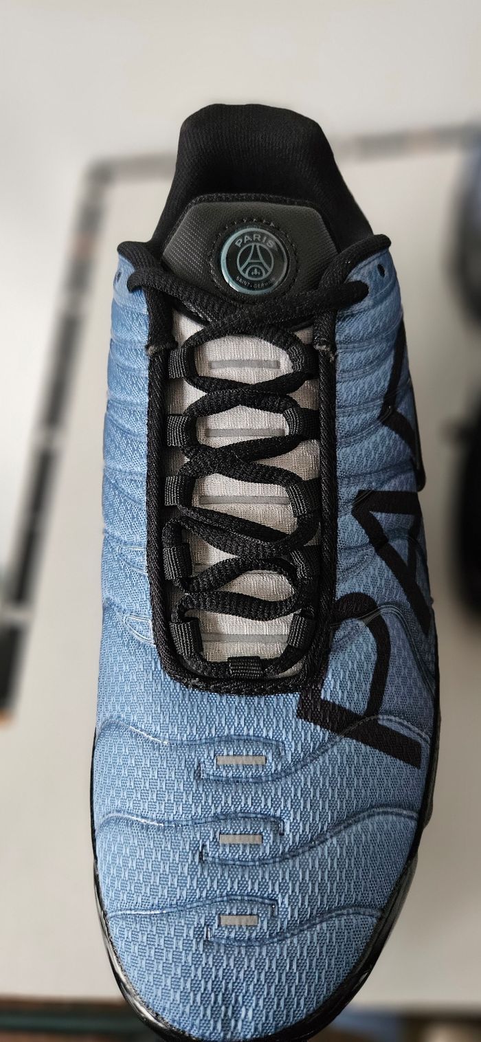 Basket TN Nike taille 43 - photo numéro 7