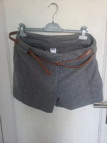 Short gris épais Taille 42 Vera Moda