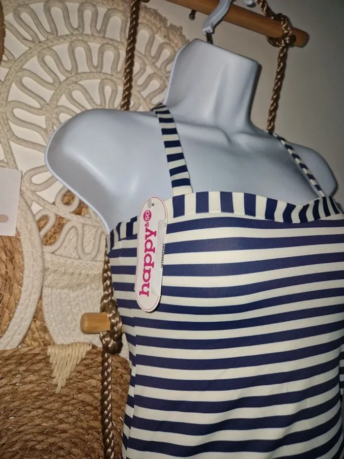Maillot de bain 🚺 - photo numéro 2