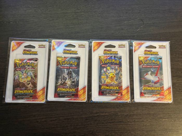 Artset Pokemon EV8