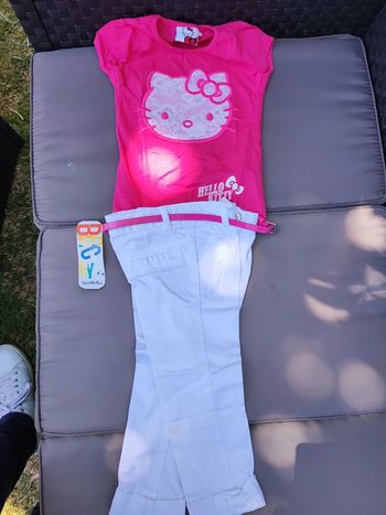 Pantalon Blanc fille neuf et t-shirt
