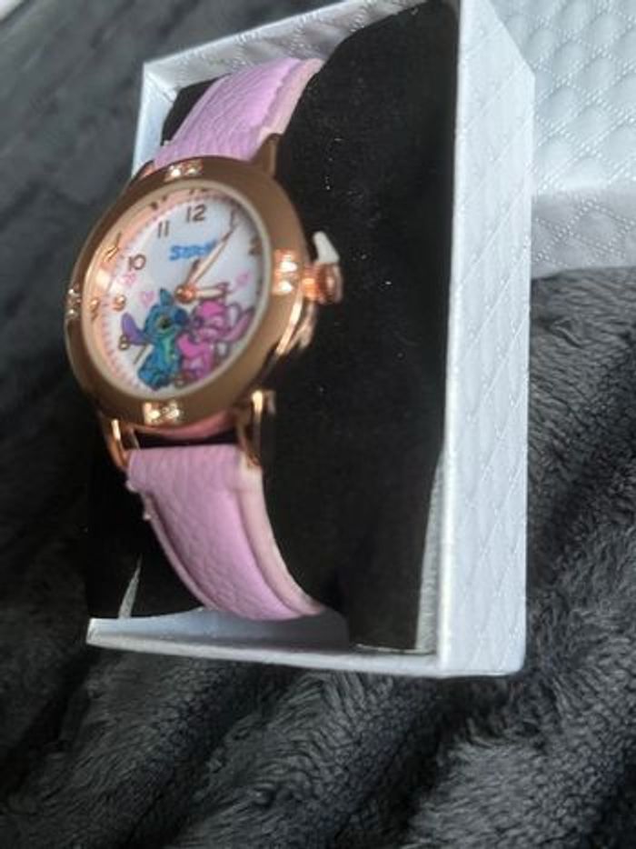 Montre stitch - photo numéro 3