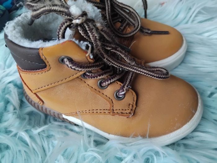 👟 lot chaussures chaussons garçon 21 et 22 - photo numéro 3