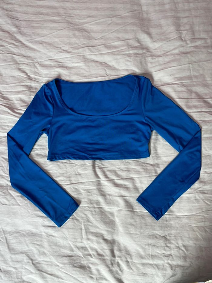 Crop top très court